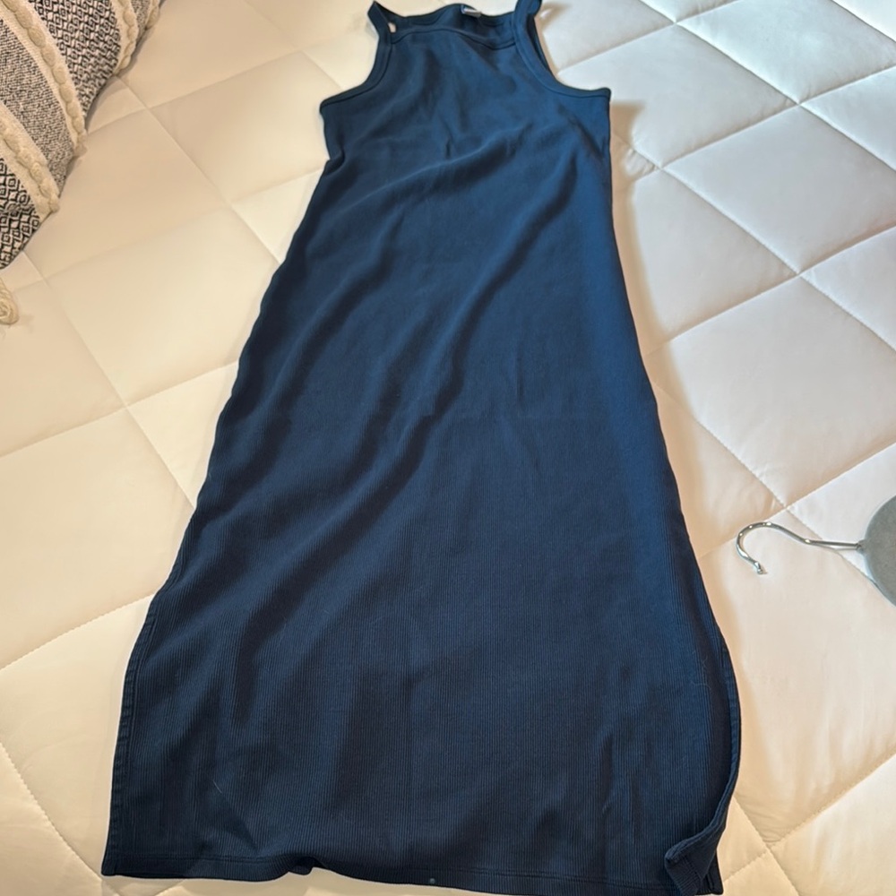 Elegant Navy Blue Sleeveless Dress